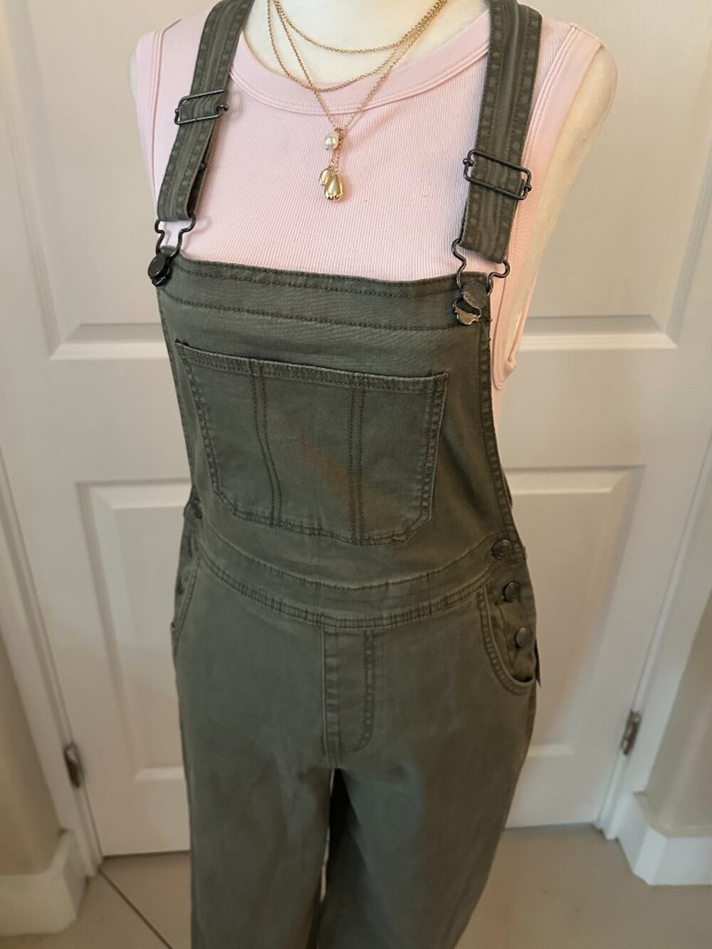 NWT No Boundaries Olive Green Utility Overalls Casual Pants Size XXS